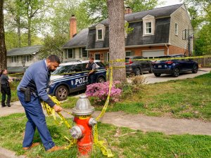 Former lieutenant governor of Virginia kills wife and himself