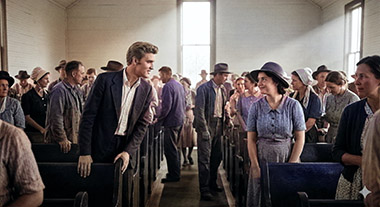 Gladys and Vernon Presley meet for the first time in church.